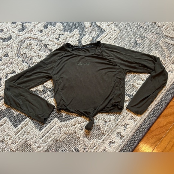 Alphalete Navy Green Long Sleeve Crop Top - Picture 1 of 3
